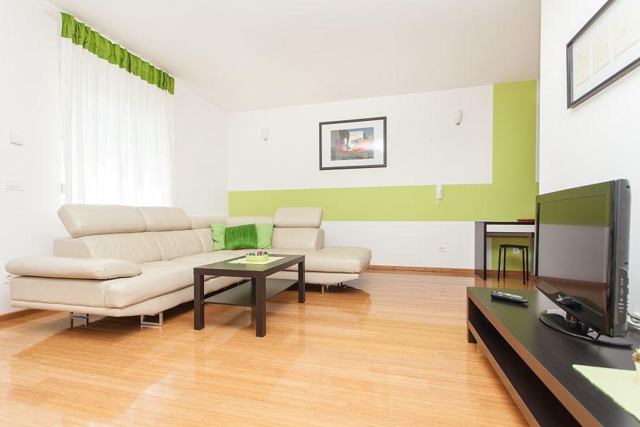 Kuvi Apartments Ровінь Екстер'єр фото